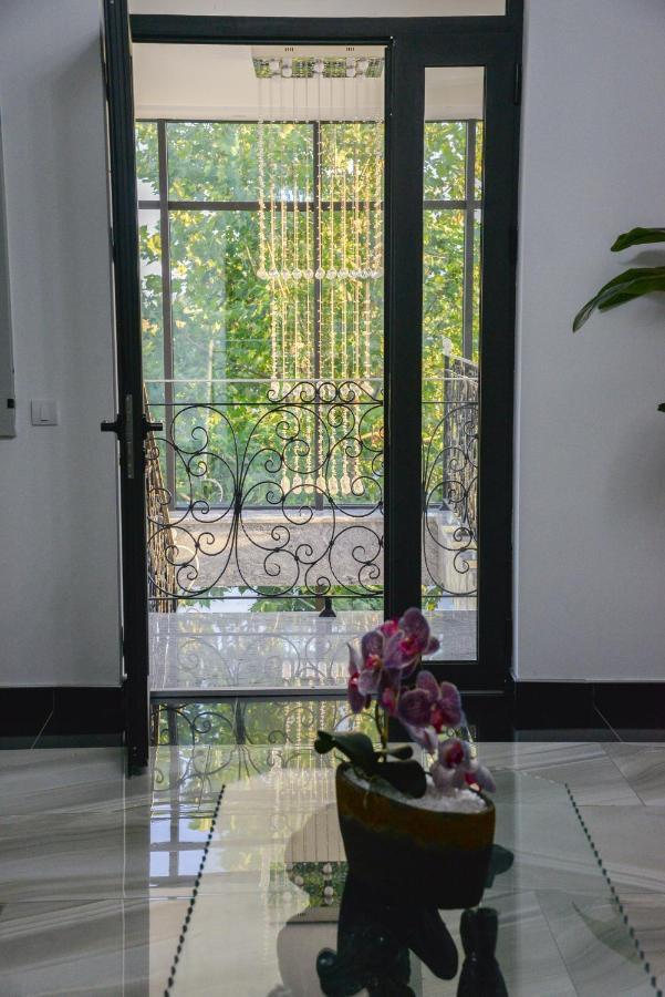 Mesecev Konak Bed & Breakfast Ni Екстериор снимка