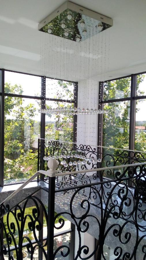 Mesecev Konak Bed & Breakfast Ni Екстериор снимка